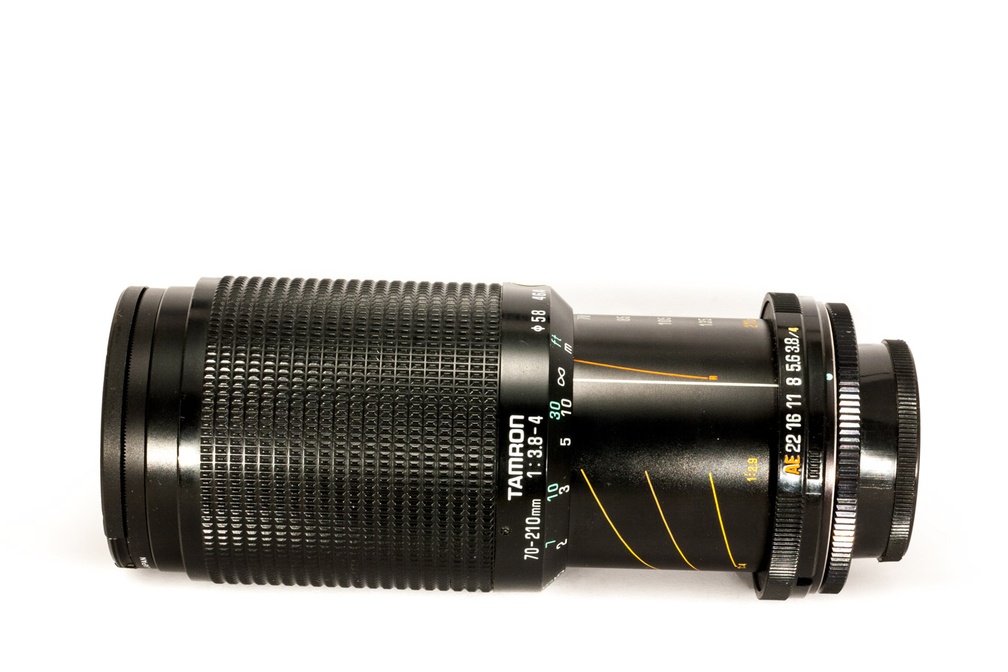Tamron 70-210mm F/3.8-4 Model 46A lens